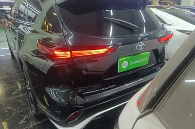 Toyota Crown Kluger