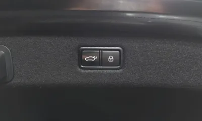 Genesis EQ900