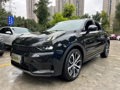 Lynk & Co 05