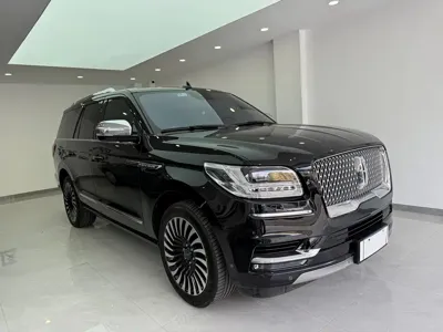 Lincoln Navigator