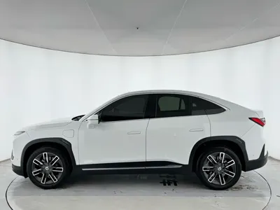 Nio EC6