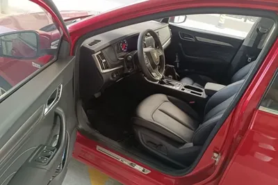 Roewe i6