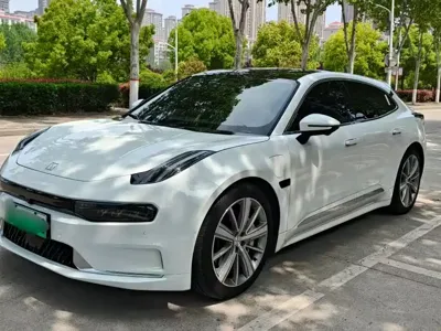 Zeekr 001