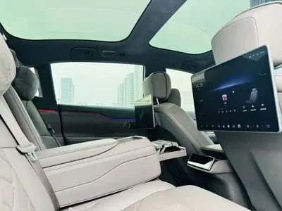 Nio ET7