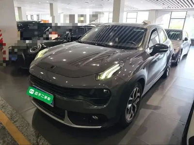 Lynk & Co 02