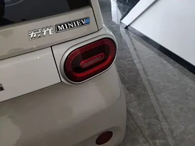 Wuling MINIEV