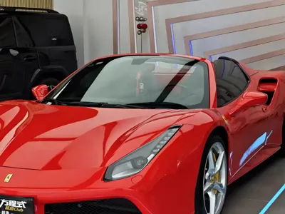 Ferrari 488