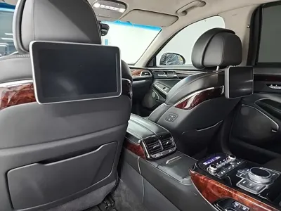 Genesis EQ900