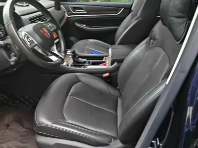 Roewe RX8