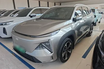 Geely Galaxy L7