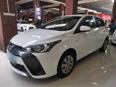 Toyota Yaris L