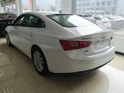Chevrolet Malibu XL