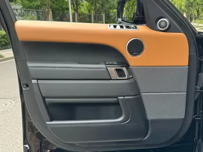 Land Rover Sport