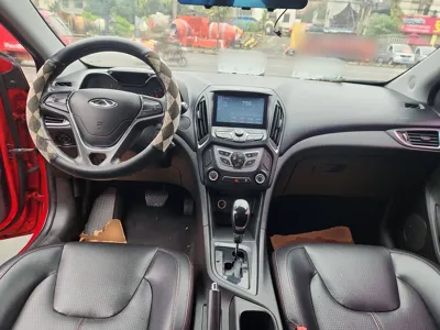 Chery Arrizo 5