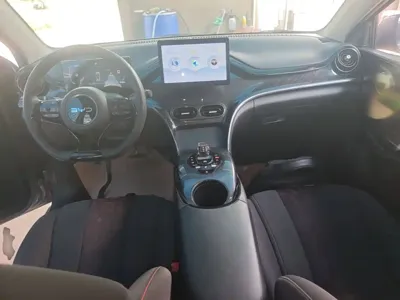 BYD e2