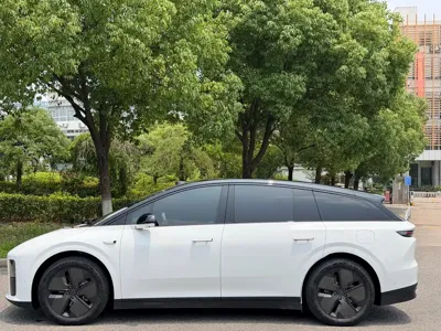 Li Auto 理想i6