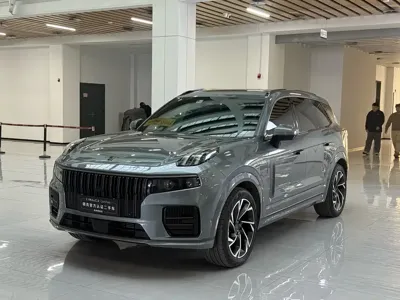 Lynk & Co 09 EM-P
