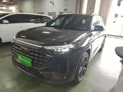 Audi Q6