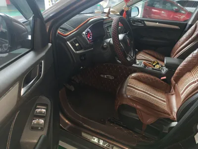 Roewe RX5