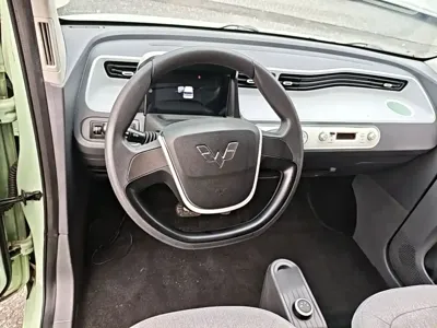 Wuling MINIEV