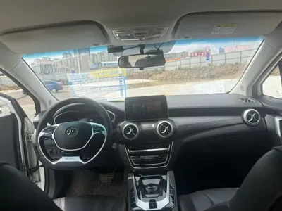 BAIC EU5