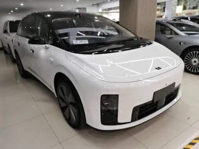 Li Auto Li Auto i8
