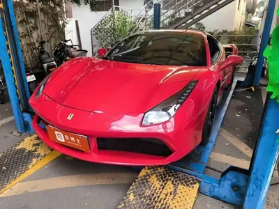 Ferrari 488