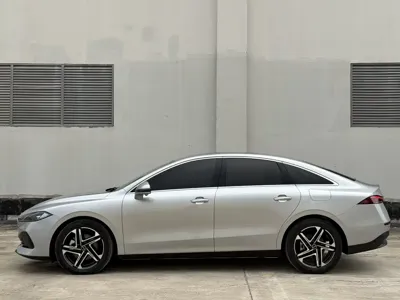 Roewe D7