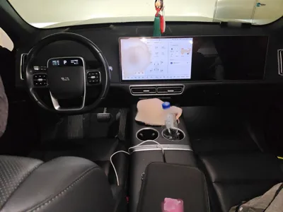 Li Auto L7