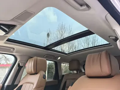 Land Rover Sport