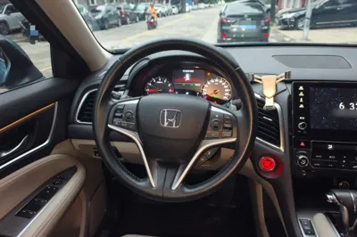 Honda Avancier