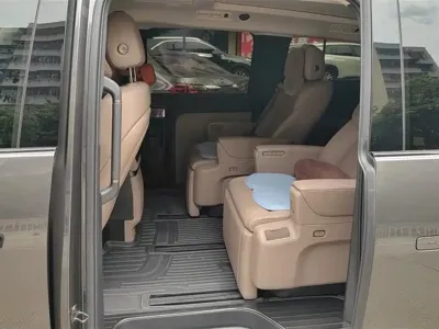 Li Auto Li MEGA