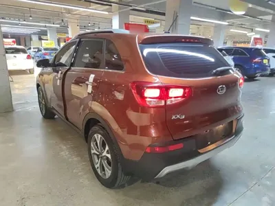 Kia KX3