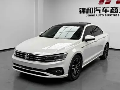 Volkswagen Lamando