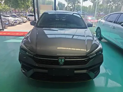 Roewe i5