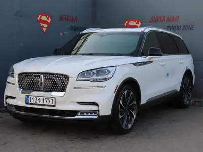 Lincoln Aviator