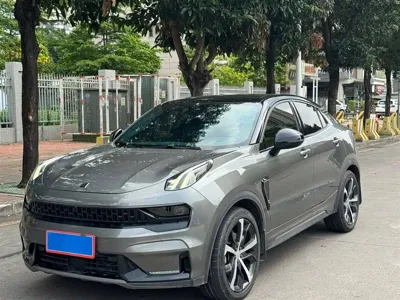Lynk & Co 05
