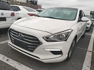 Hyundai Mistra