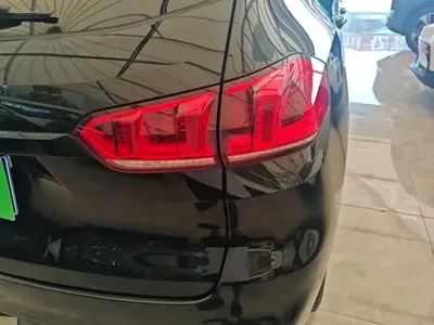 WEY Wey VV5