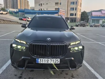 BMW X7