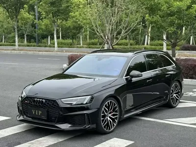 Audi RS 4