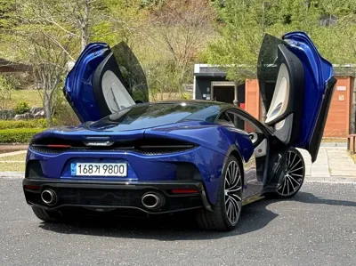 McLaren GT