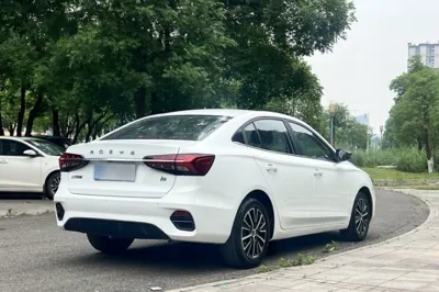 Roewe i5