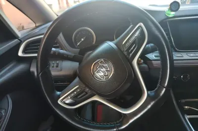 Buick GL6