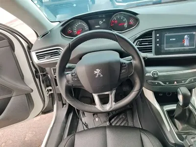 Peugeot 308S