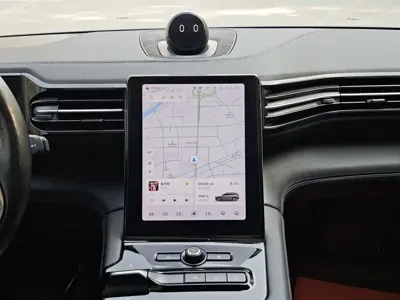 Nio ES8