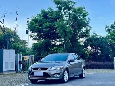 Ford Mondeo Zhisheng
