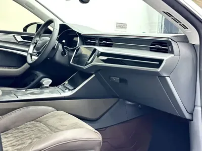 Audi A7L
