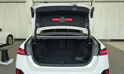 BMW i5