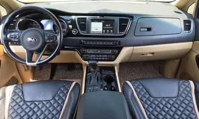 Kia Canival